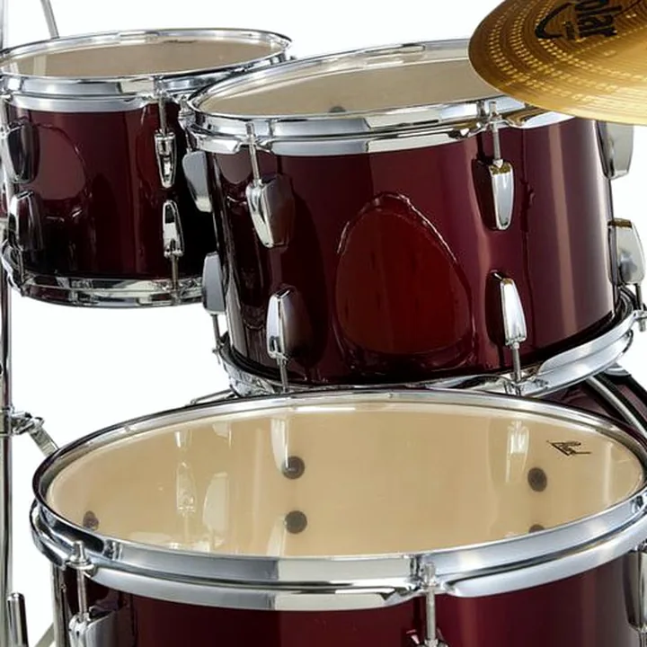 Test et Avis de la batterie Pearl Roadshow 18″ Plus Red Wine