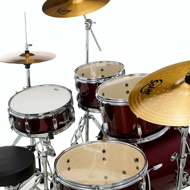 Test et Avis de la batterie Pearl Roadshow 18″ Plus Red Wine