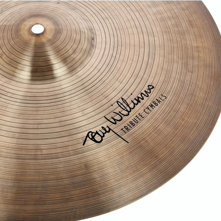 Test et Avis de la cymbale crash Istanbul Mehmet 16″ Tony Williams Crash