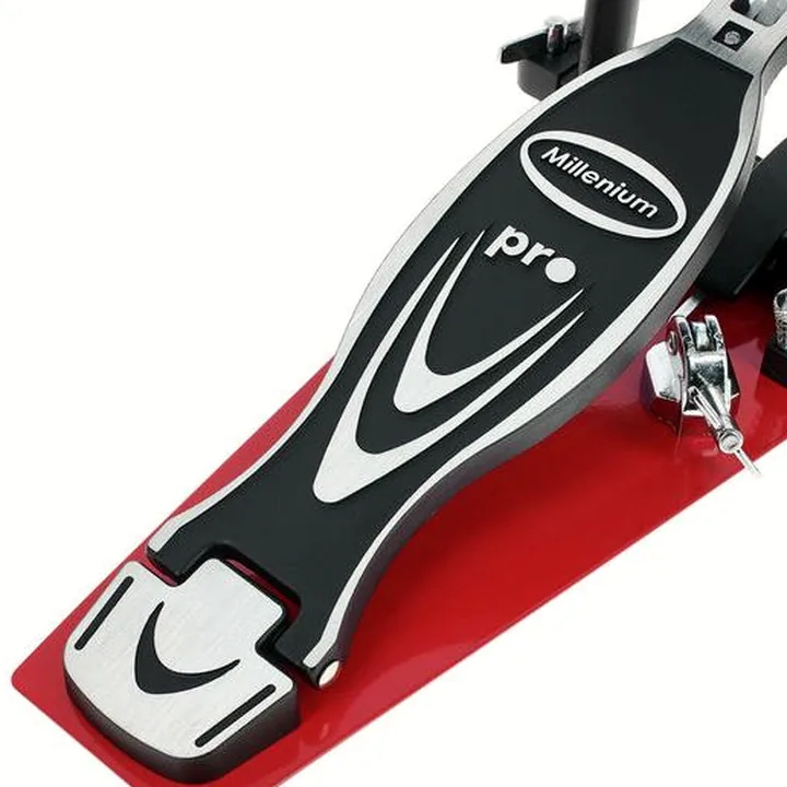 Test et Avis de la pédale Millenium PD-123 Pro Bass Drum Pedal