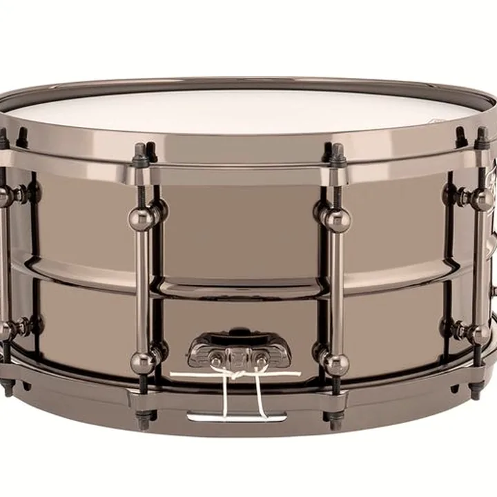 Test et Avis Ludwig 14″x6,5″ Universal Brass Snare