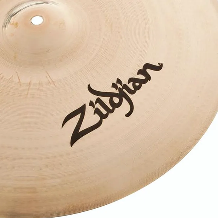 Test et Avis : Zildjian 17″ A-Custom Medium Crash
