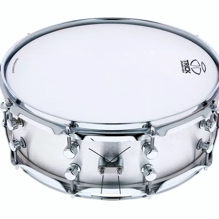 Trick Drums 14″x05″ Raw Polished Alu Snare – Avis, Comparatif et Test