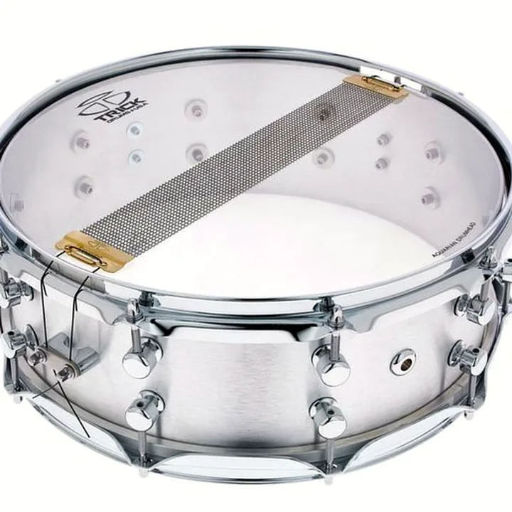 Trick Drums 14″x05″ Raw Polished Alu Snare – Avis, Comparatif et Test