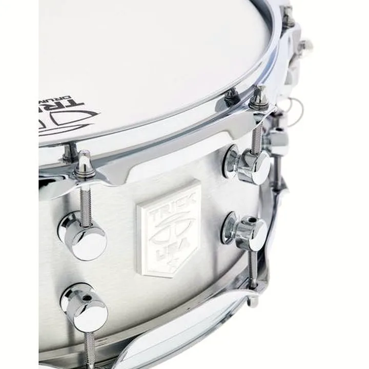 Trick Drums 14″x05″ Raw Polished Alu Snare – Avis, Comparatif et Test